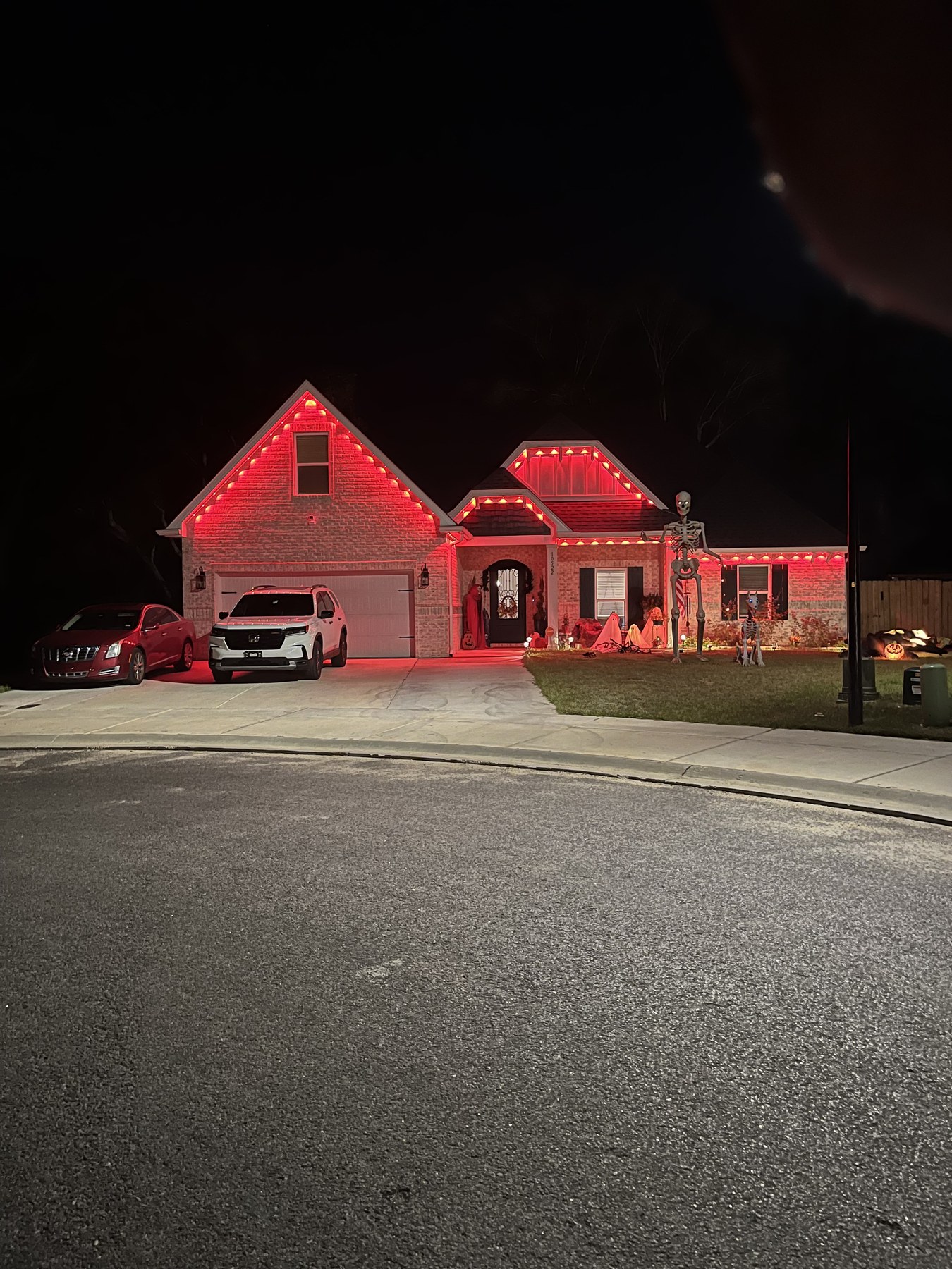 Permanent LED install, red Halloween theme